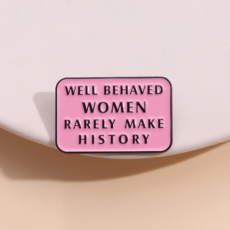 Girl Power Emaille Broches Fem - Jewelry Making History recensie en prijs